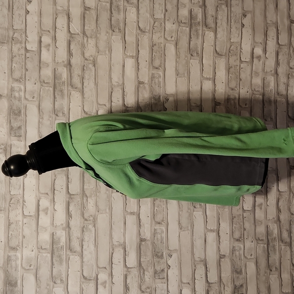 Champion Green Pullover - Picture 4 of 5